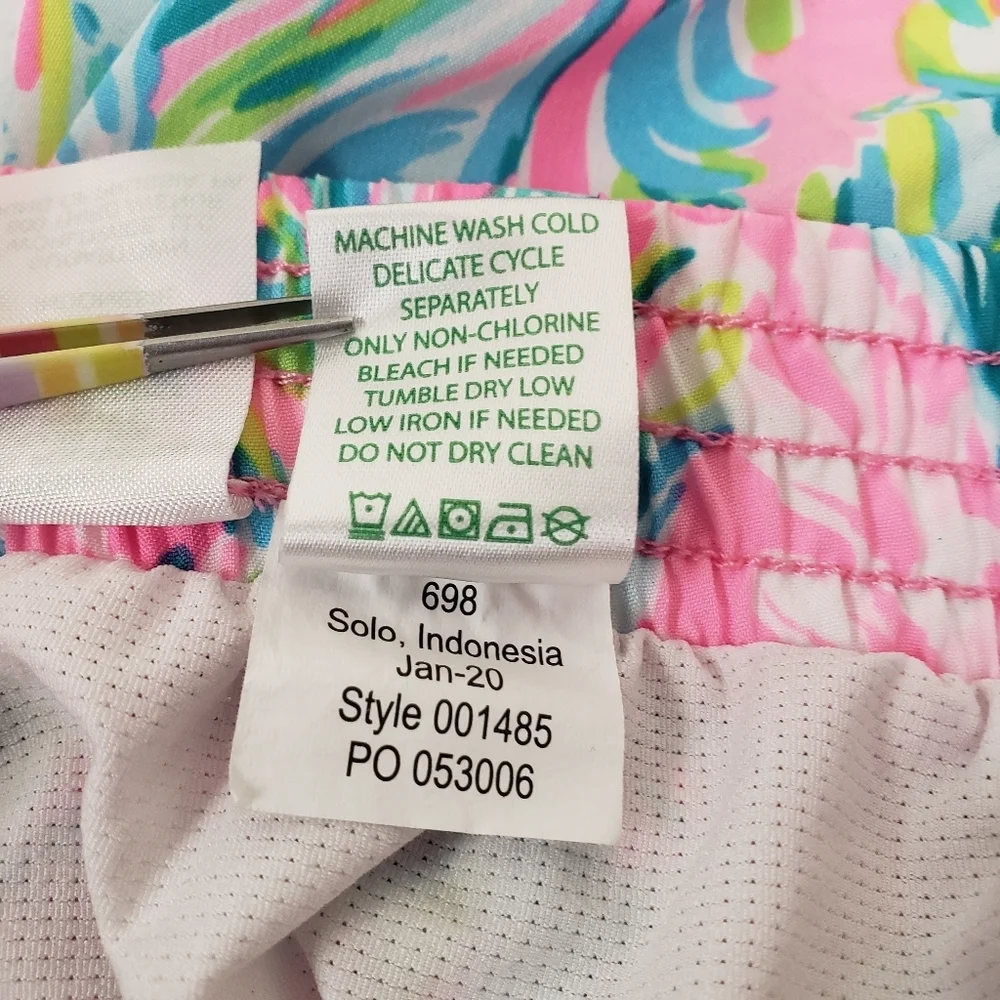Lilly Pulitzer Womens Luxletic Shorts Size Small - Picture 5 of 7